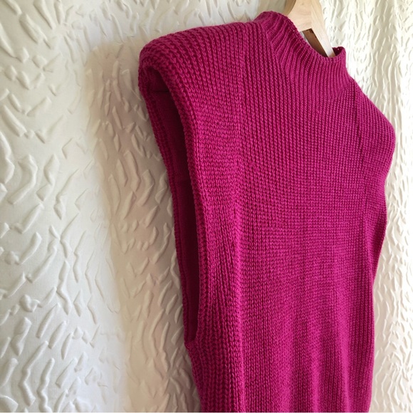 Aritzia Babaton Hazlitt Sweater Vest Deep Magenta Pink XXS - Picture 10 of 16